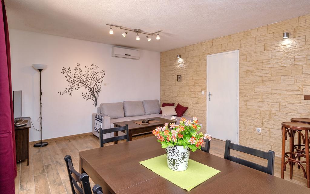 Apartments Priko 스타리 그라드 외부 사진