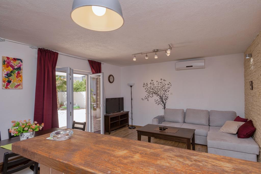 Apartments Priko 스타리 그라드 외부 사진